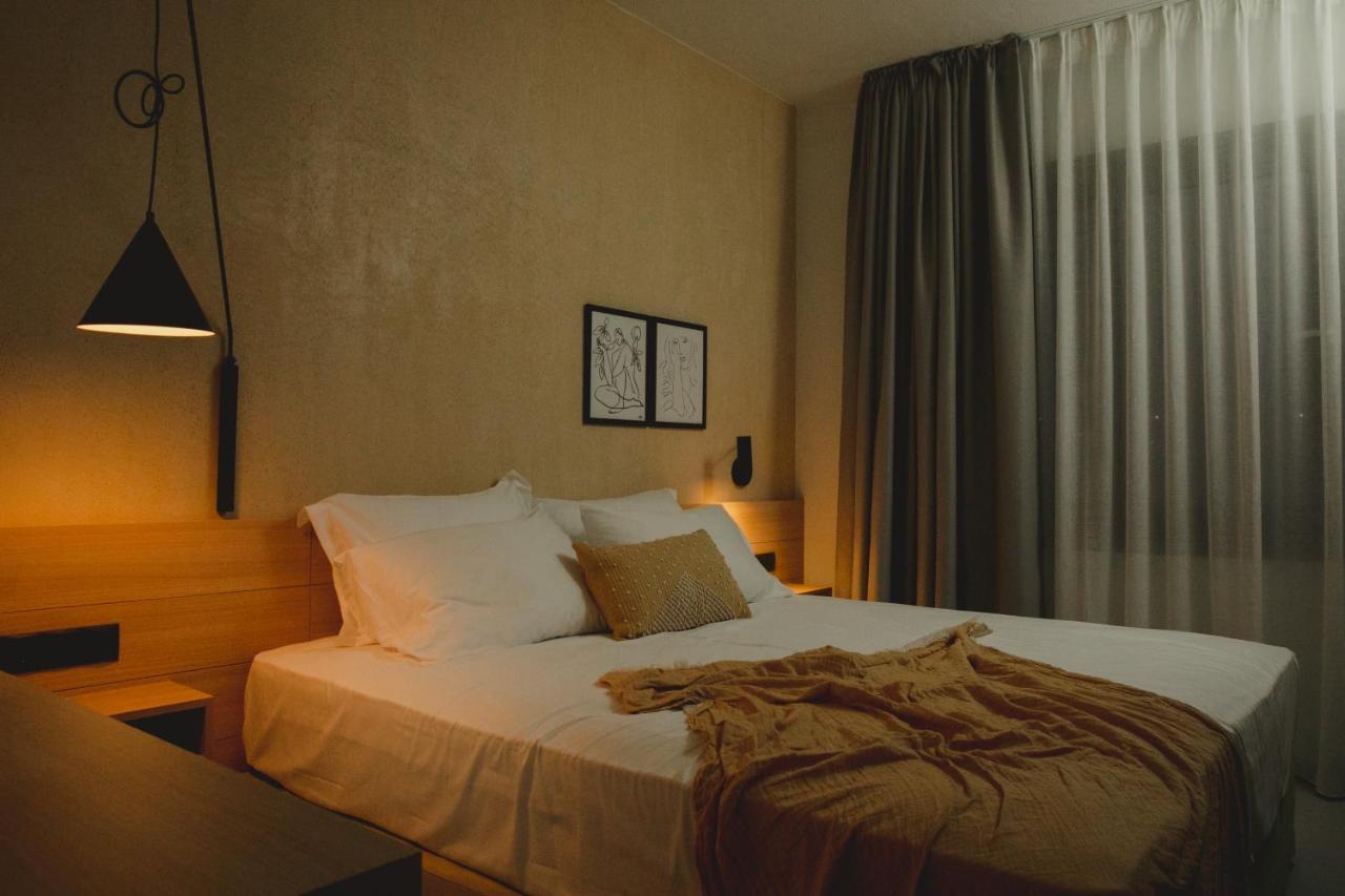 Essentia Vita Comfy Suites Limenas  Zewnętrze zdjęcie